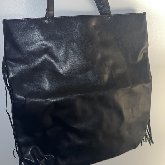 VS leather fringe tote like new - Picture 5 of 7